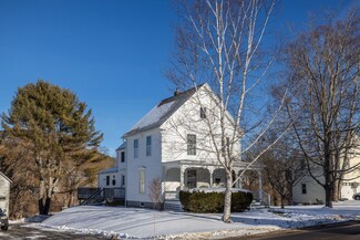 63 Mechanic St, Camden, ME 04843