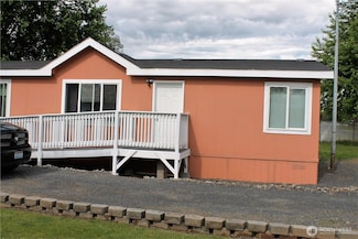153 Quincy Place NW, Soap Lake, WA 98851