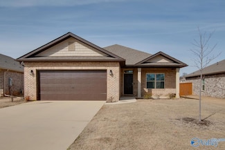332 Yogi Ct NW, Madison, AL 35757