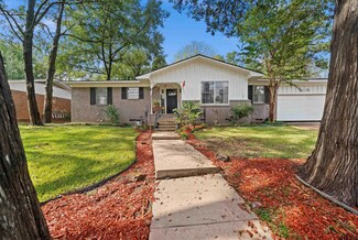 3217 Lynnwood Dr, Tyler, TX 75701