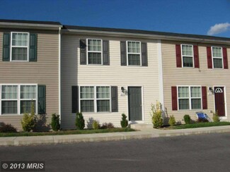 221 Kadies Ln, Edinburg, VA 22824