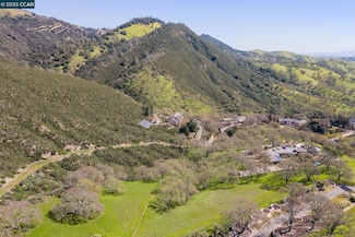 2415 Diablo Lakes Ln, Diablo, CA 94506
