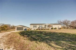 40028 W 379th St, Lane, KS 66042