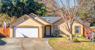 1143 Miller Ct, Rio Dell, CA 95562