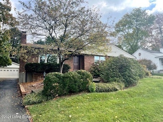 323 Foeburn Ln, Louisville, KY 40207