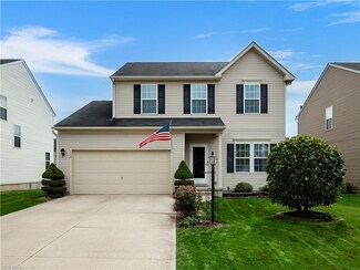 112 Falling Rock Way, Berea, OH 44017