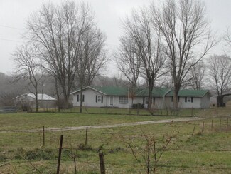 5357 Big Creek Rd, Yukon, MO 65589