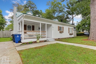408 Bordeaux St, Jacksonville, NC 28540