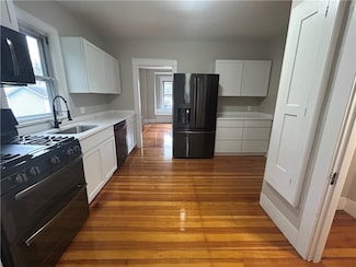 35 Arnold St, Riverside, RI 02915
