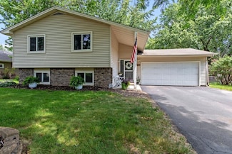10020 Trenton Ln N, Maple Grove, MN 55369
