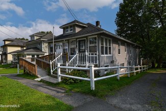 61 Wilson St, Pittsfield, MA 01201