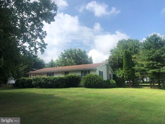 13458 Trout School Rd, Felton, PA 17322