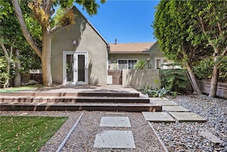 1944 Chariton St, Los Angeles, CA 90034