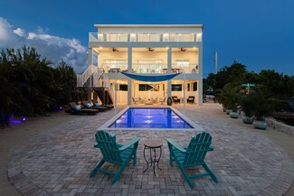 1505 Harbor Dr, Marathon, FL 33050
