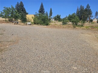 853 Pearson Rd, Paradise, CA 95969