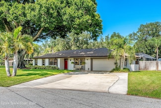 2160 Melaleuca Dr, Merritt Island, FL 32952