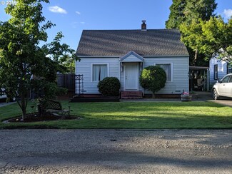 2481 Haig St, Eugene, OR 97402