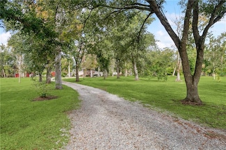 10128 Reynolds Dr, Westwego, LA 70094