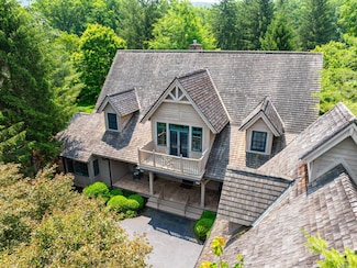 695 Sporting Club Dr, White Sulphur Springs, WV 24986