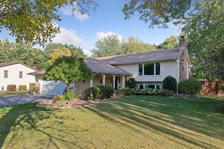 1472 Meadow Ln, Maple Plain, MN 55359