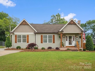 107 Pressley St, Clover, SC 29710
