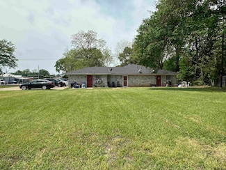 709 S Walnut St, Winnsboro, TX 75494