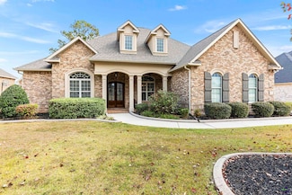 815 Kyler Ln, Bonaire, GA 31005