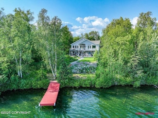 550 W Selina Ln, Wasilla, AK 99654