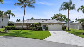 2121 SE 25th Terrace, Cape Coral, FL 33904