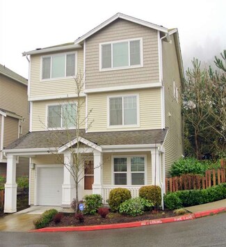 4001 S 212th Ct, Seatac, WA 98198