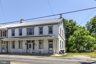 20 W Main St, Newmanstown, PA 17073
