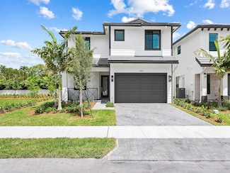 1445 SW 23rd St, Fort Lauderdale, FL 33312