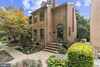 912 N Bancroft Pkwy, Wilmington, DE 19805
