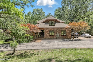 5623 Rivercrest Valley Dr, Joplin, MO 64804