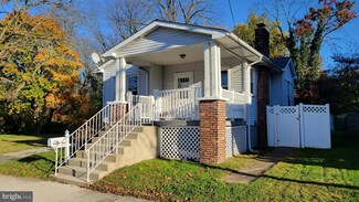305 State St, Penns Grove, NJ 08069