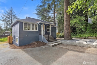 13331 23rd Ave NE Unit 2, Seattle, WA 98125