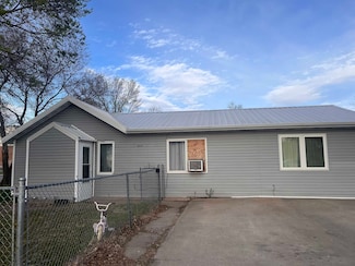 1010 N Tyler St, Lexington, NE 68850