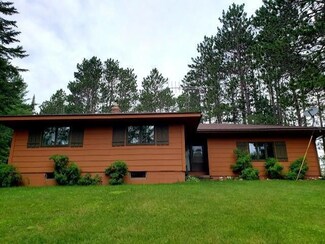 34312 S Pughole Lake Rd, Grand Rapids, MN 55744