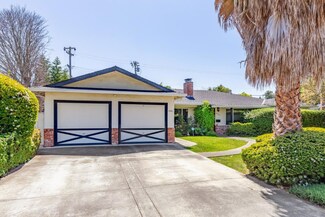 1021 Golf Ct, Mountain View, CA 94040