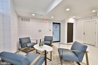 4247 Locust St Unit B-824, Philadelphia, PA 19104