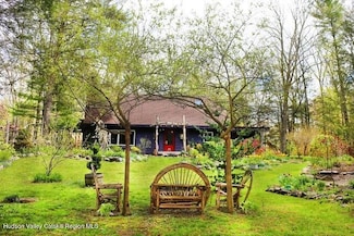 323 Beaverkill Rd, Kingston, NY 12401