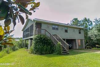 11001 N Shore Dr, Bay Saint Louis, MS 39520
