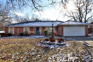 2200 E Ridgewood Dr, Springfield, MO 65804