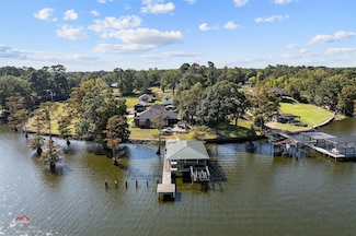7550 S Lakeshore Dr, Shreveport, LA 71119