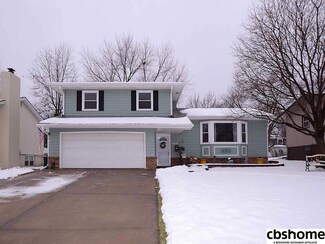 4840 S 92nd Ave, Omaha, NE 68127