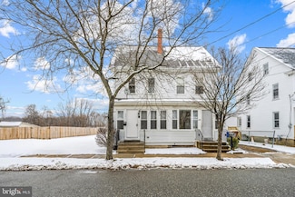 221 Broad St, Swedesboro, NJ 08085