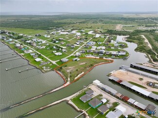 239 Marshall Johnson Ave N, Port Lavaca, TX 77979