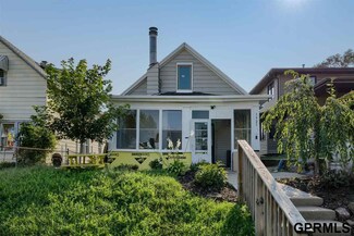 1921 S 11th St, Omaha, NE 68108