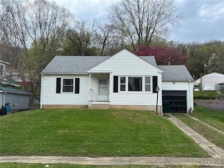 1305 Tennessee St, Louisiana, MO 63353