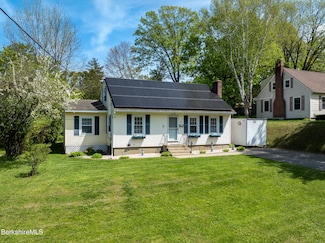 72 Riverview Dr, Dalton, MA 01226
